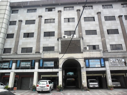 Building in Sikatuna Quezon City For Sale - 1537.8 Sqm Lot Area