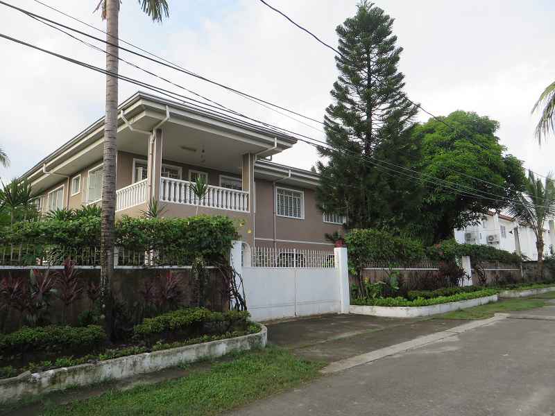 Houses and Lots in Metro Manila for sale