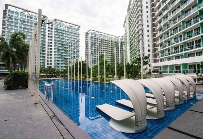 2BR Condo for Sale in Azure Urban Resort Residences, Paranaque