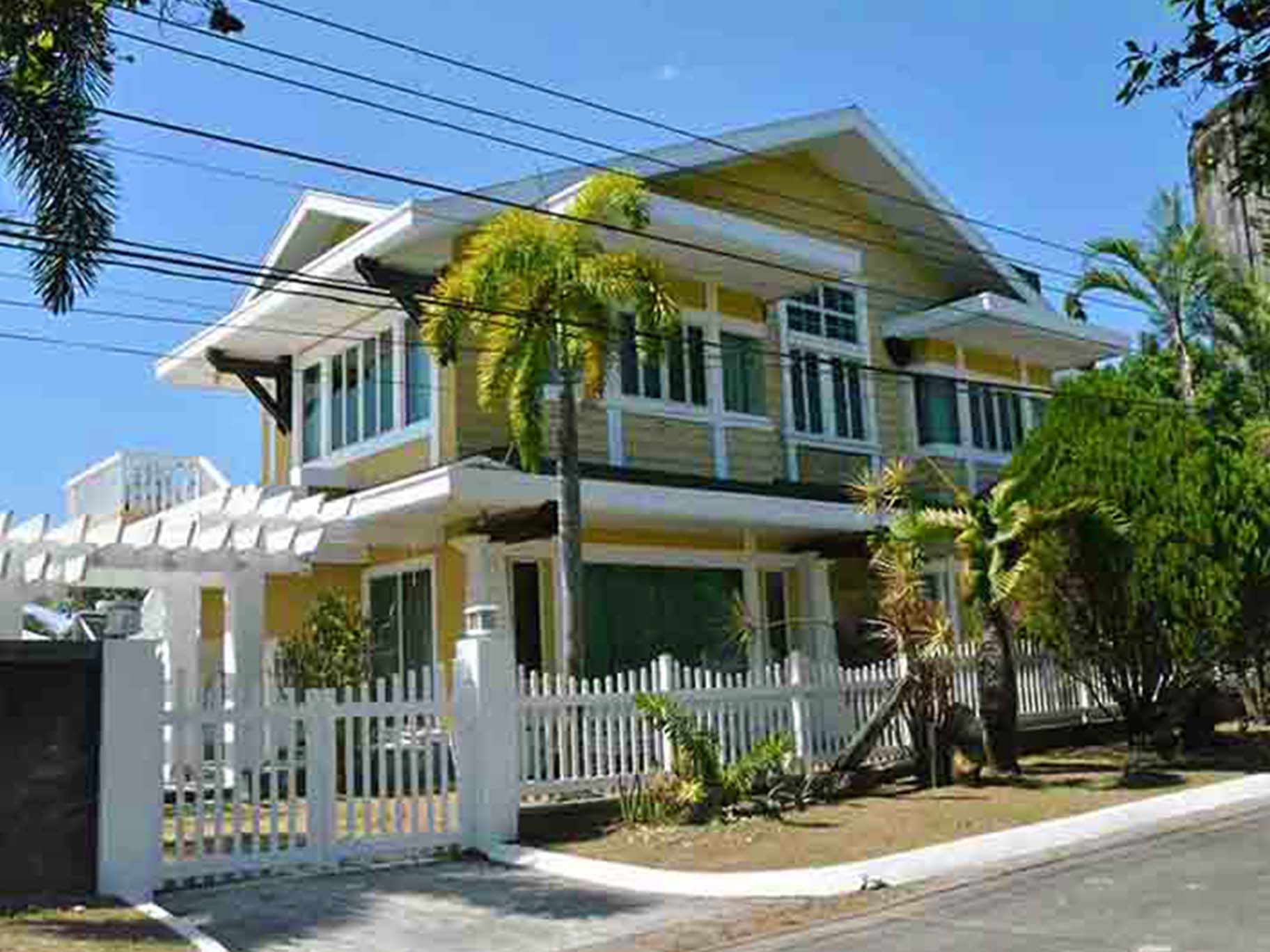 Gorgeous southern American-Style Home for Sale in Sunset Estates, Angeles, Pampanga