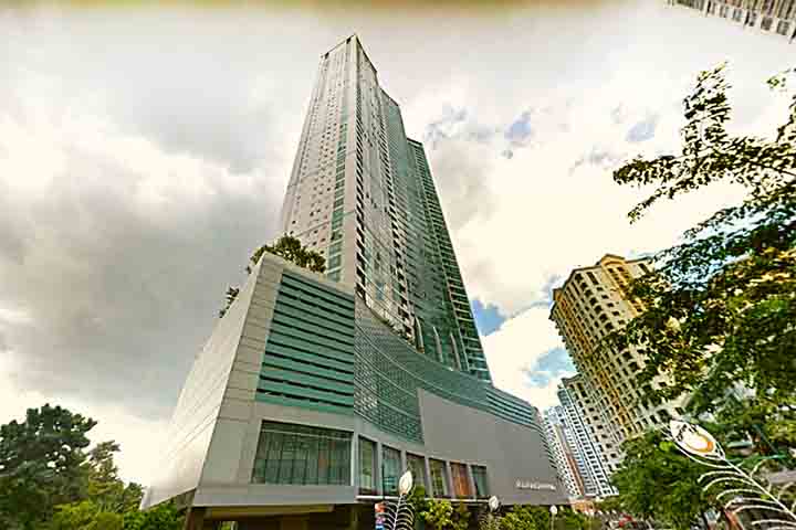 Reduced Price! 2BR Penthouse Condo for Rent in Eight Forbestown Road, Bonifacio Global City, Taguig