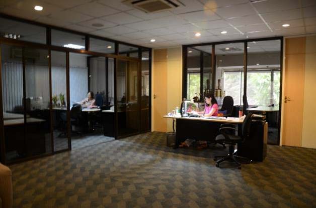 Two-story Office Building for Lease in San Isidro, Paranaque