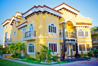House and Lot for Sale in Loyola Grand Villas
