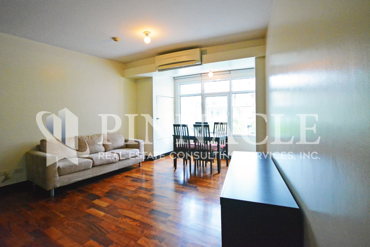 Special 1 BR unit in One Serendra For Sale