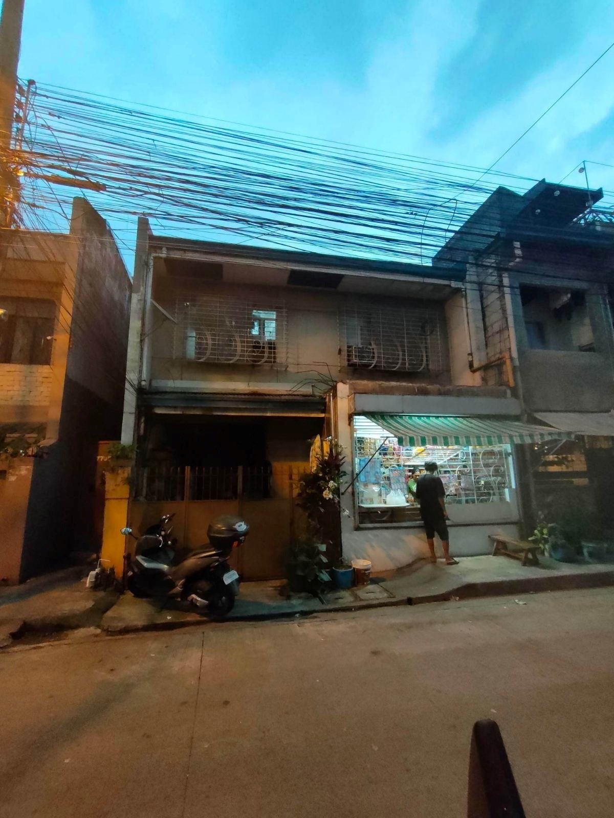 House and Lot for Sale in Makati 