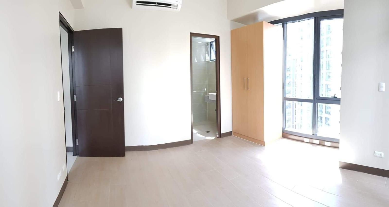 2BR Condo unit for Sale in The Florence Mckinley