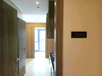 1BR unit with Balcony for sale in Fame Residences, Mandaluyong City