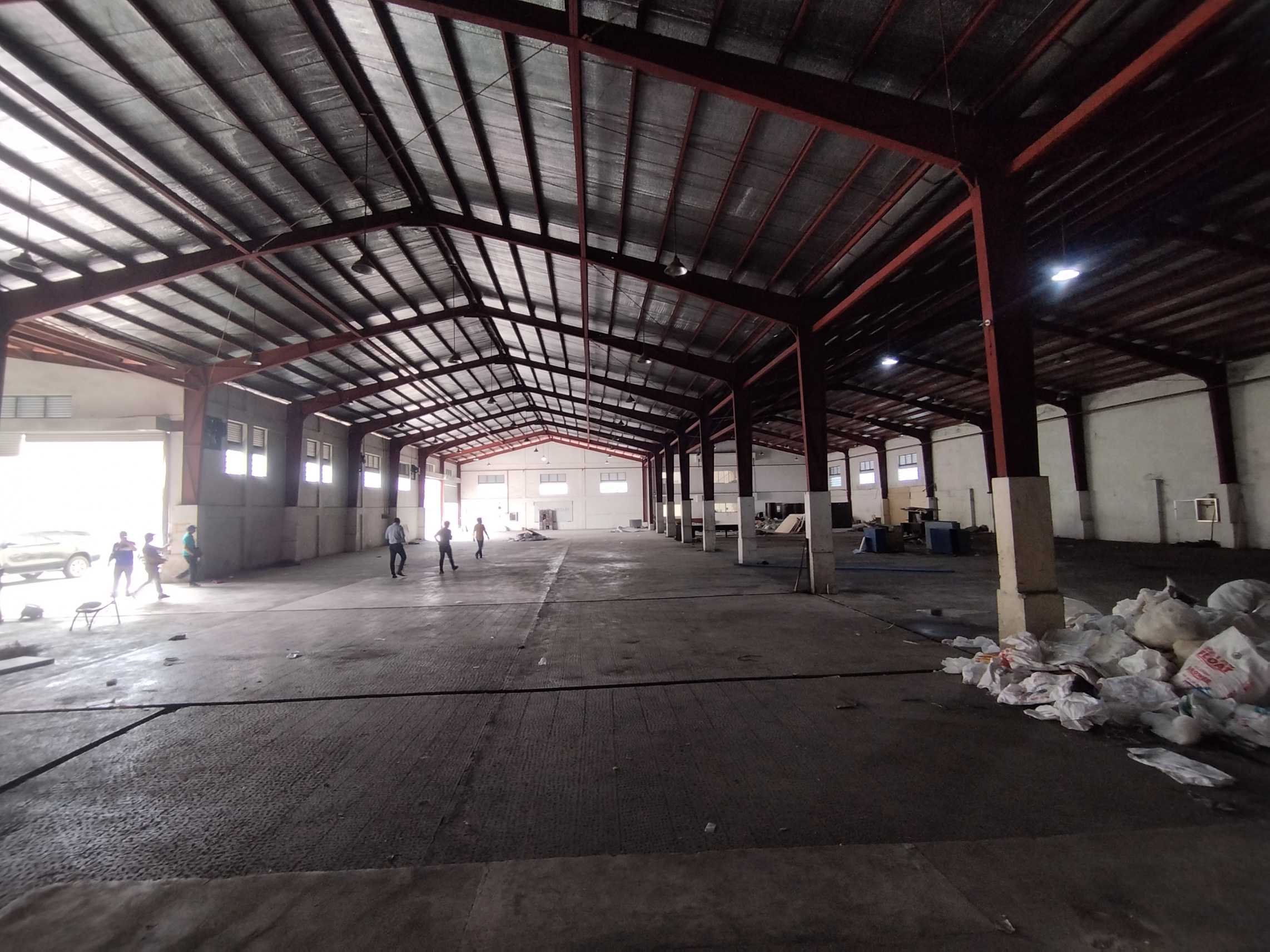 Warehouse for lease with 3-storey Office Building in Doneza, Valenzuela