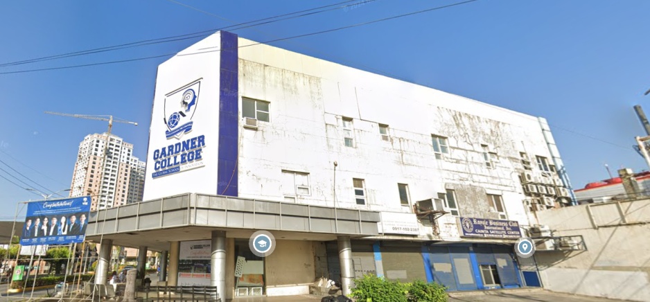 3 Storey Income Generatiing Building for sale in Cainta, Rizal