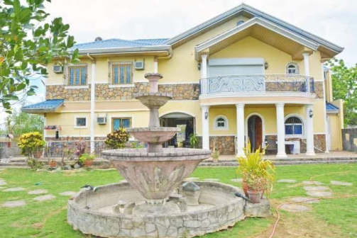 House and Lot for sale in Royal Northwoods Golf and Residential Estate, Bulacan